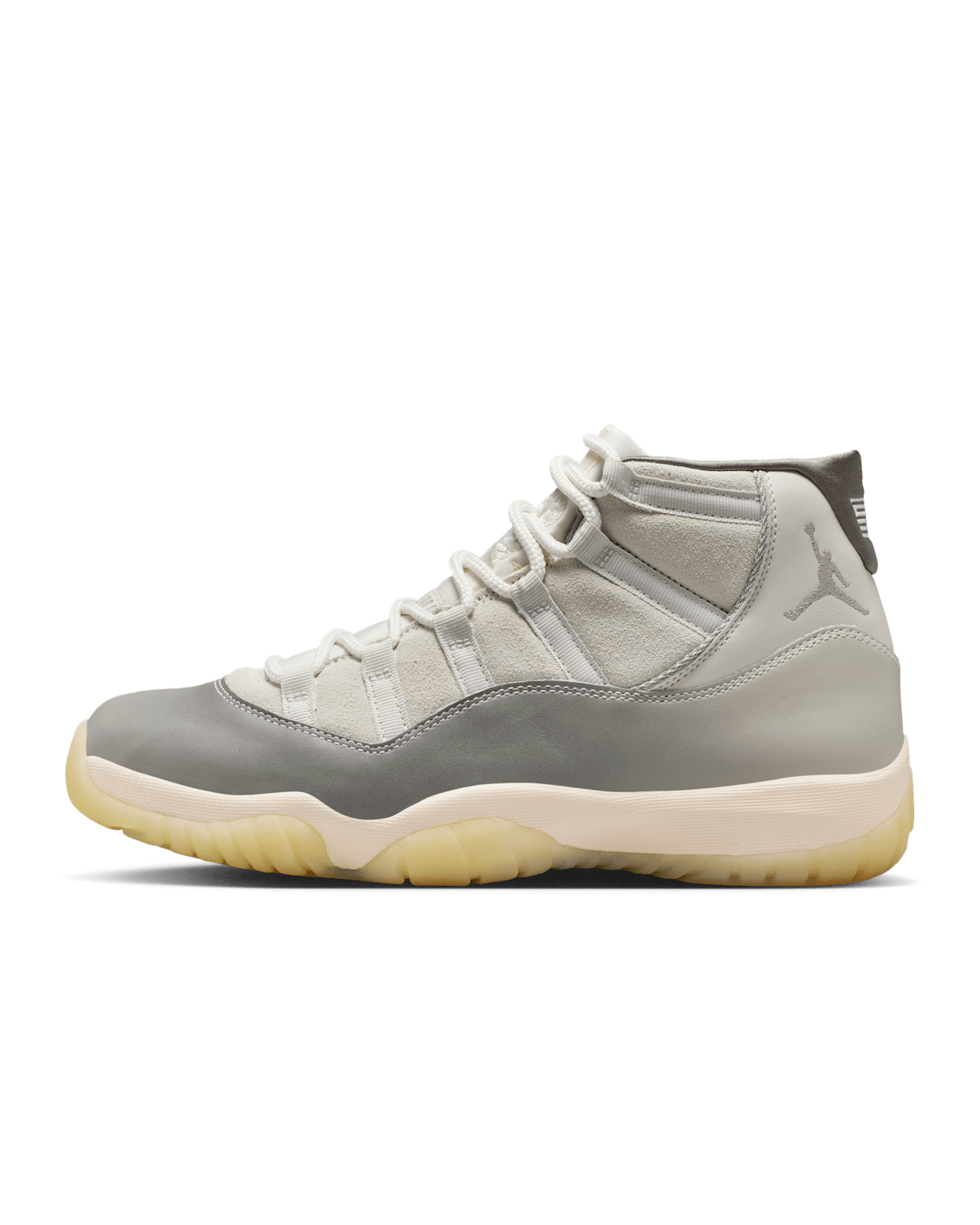 NIKE公式】エア ジョーダン 11 レトロ 'Sukajan' (IQ3459-072) 発売日 NIKE公式】エア ジョーダン 11 レトロ 'Sukajan' (IQ3459-072) 発売日